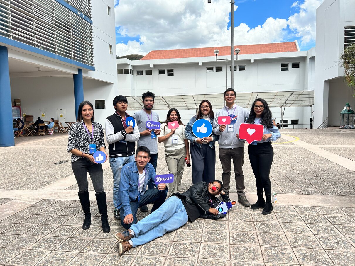 Experiencia de Blas-T Company - Evaluación de Clima Laboral